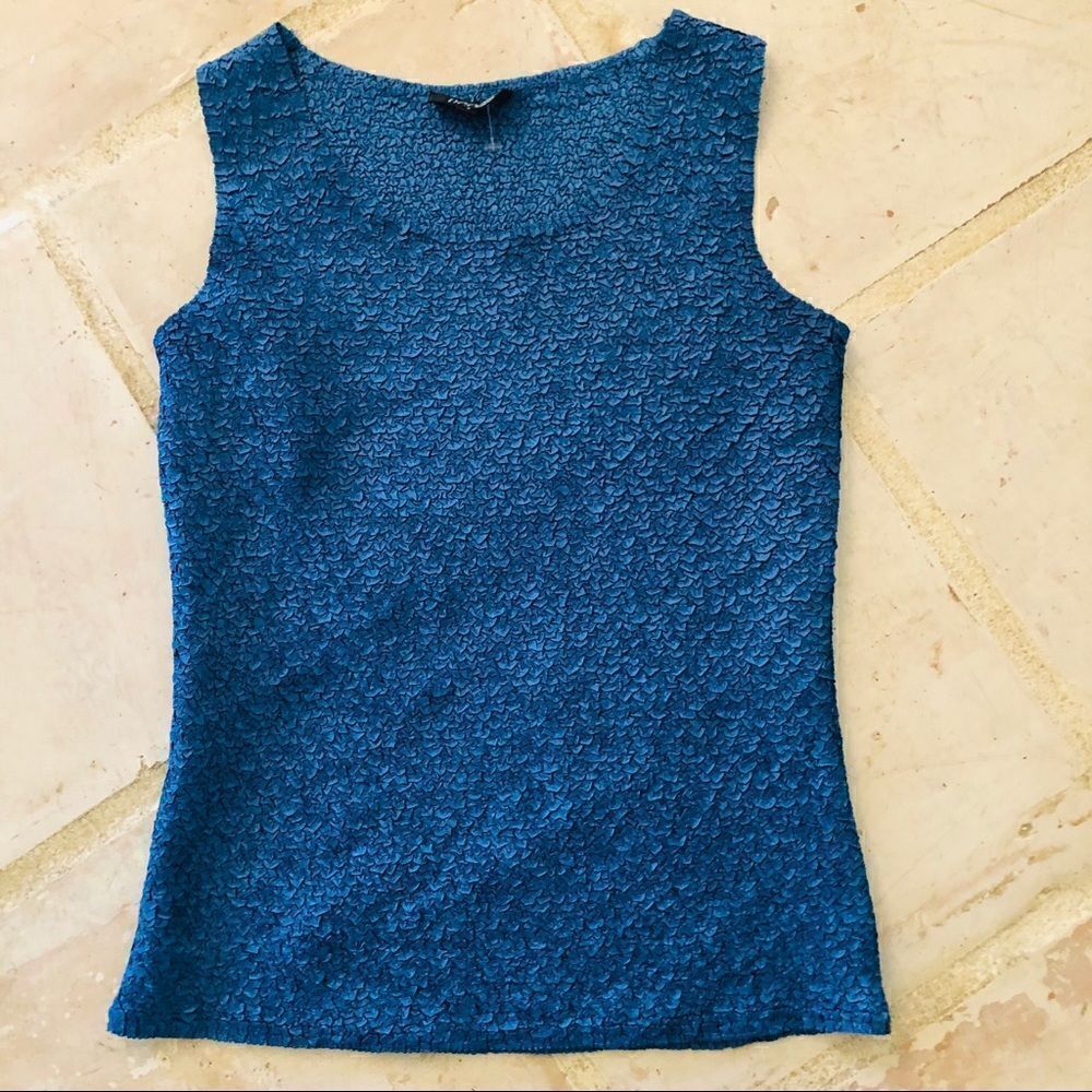 5 for $20. Veeca tank